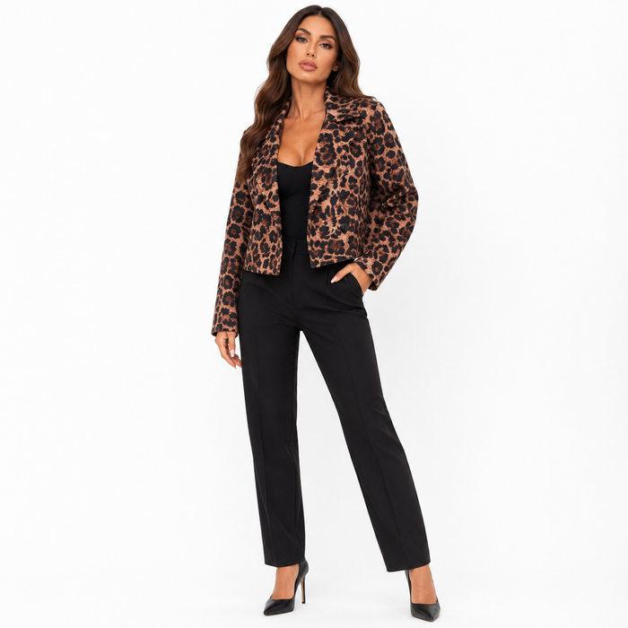 Leopard print womens blazer designed for confident outfits with relaxed tees, dresses and capsule wardrobes every season now.