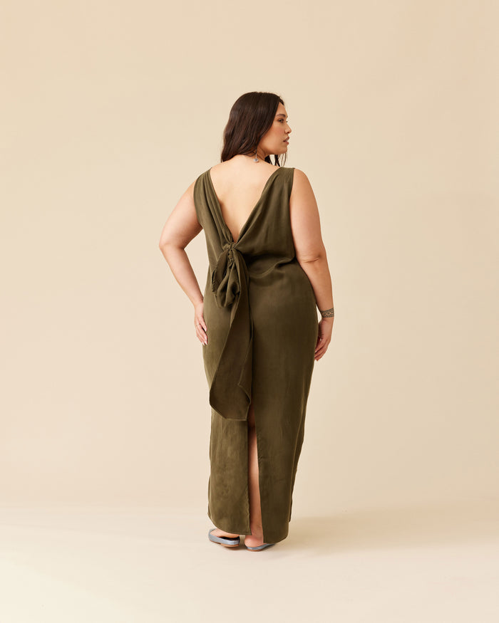 LIZ GOWN FABIENNE GREEN