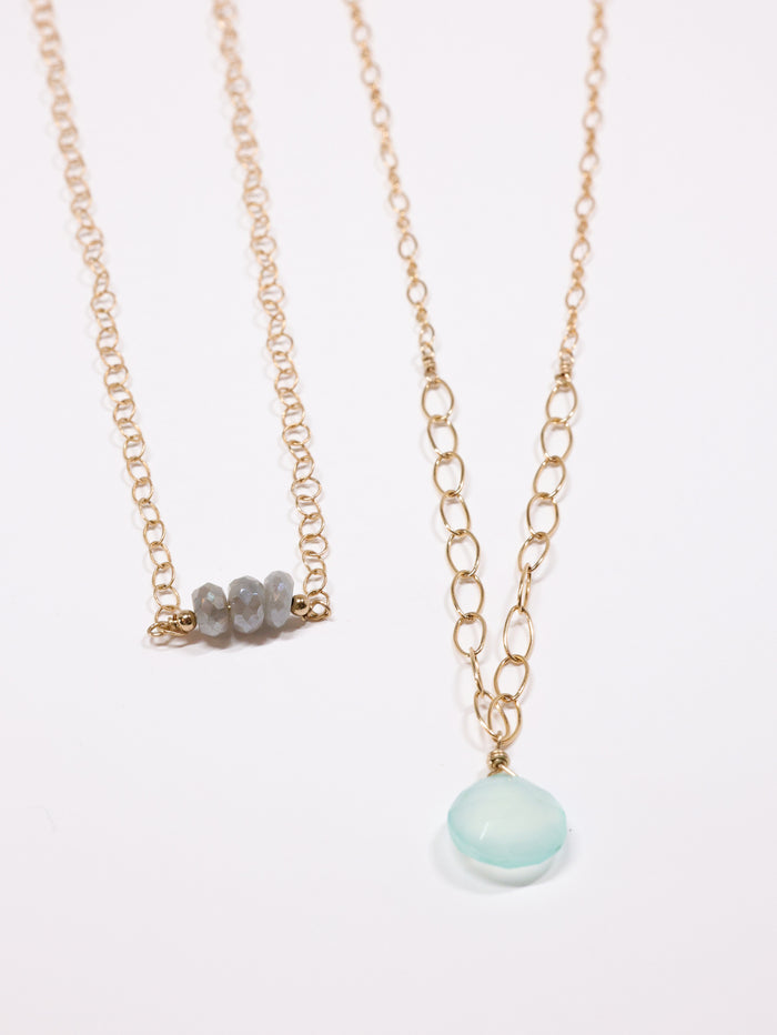 Sidney Peruvian Chalcedony drop nh necklace