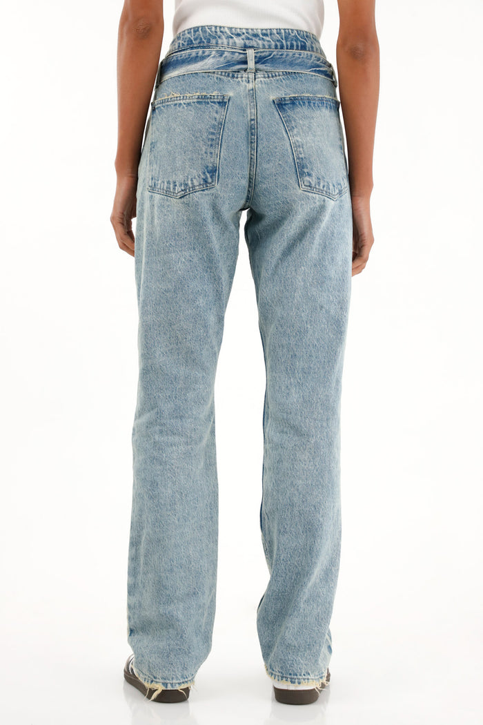 Women's Medium Tone Straight Jeans with Belt