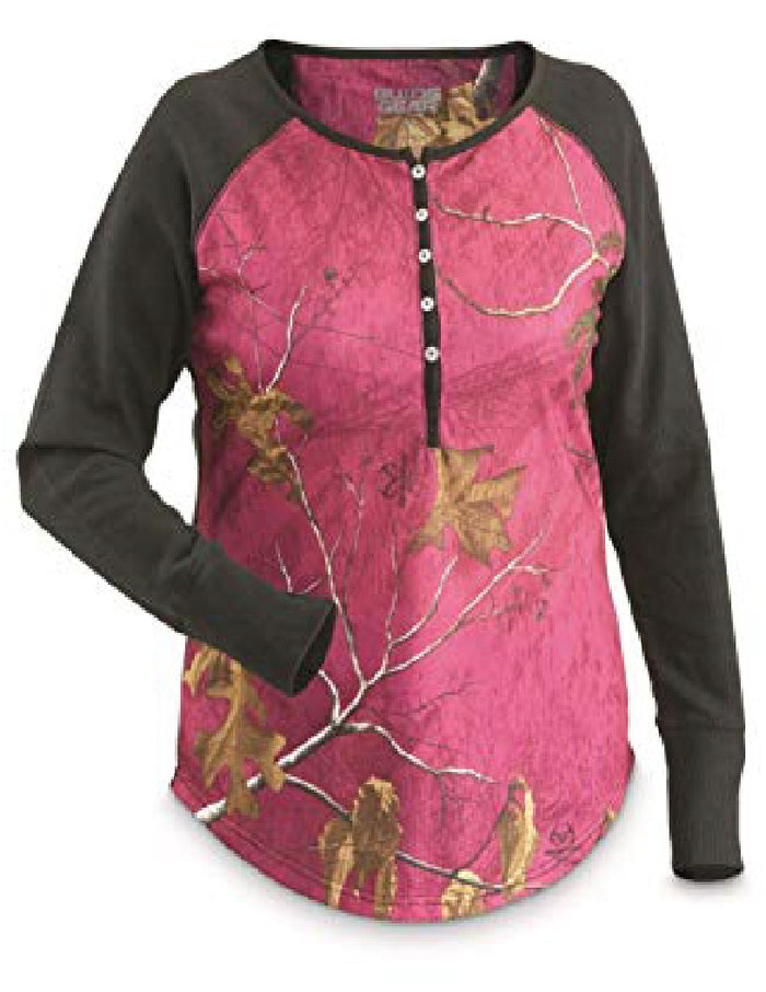 Women's MOSSY-OAK BREAK-UP COUNTRY Camo Thermal Knit Henley Shirt *PINK or BLUE