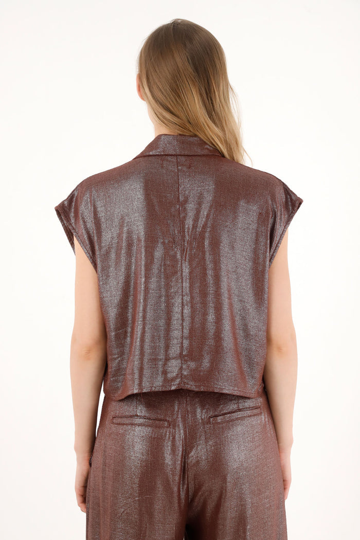 Women's short metallic-effect vest