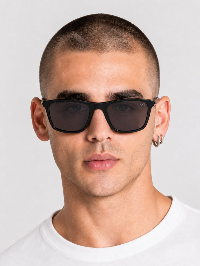 sunglasses / Black Lumir Sunglasses