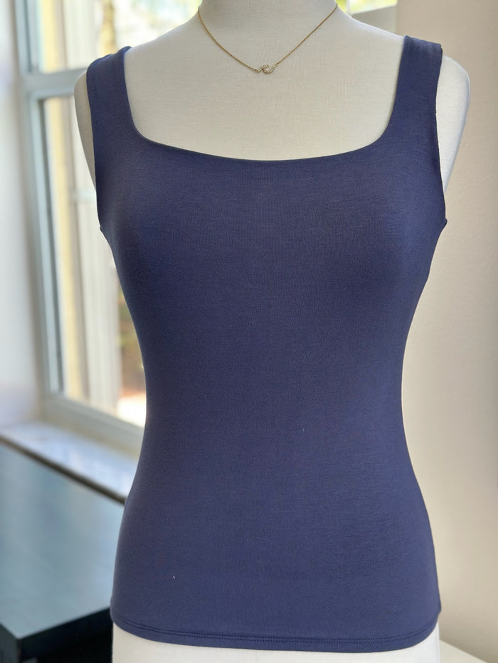 Caroline top in navy