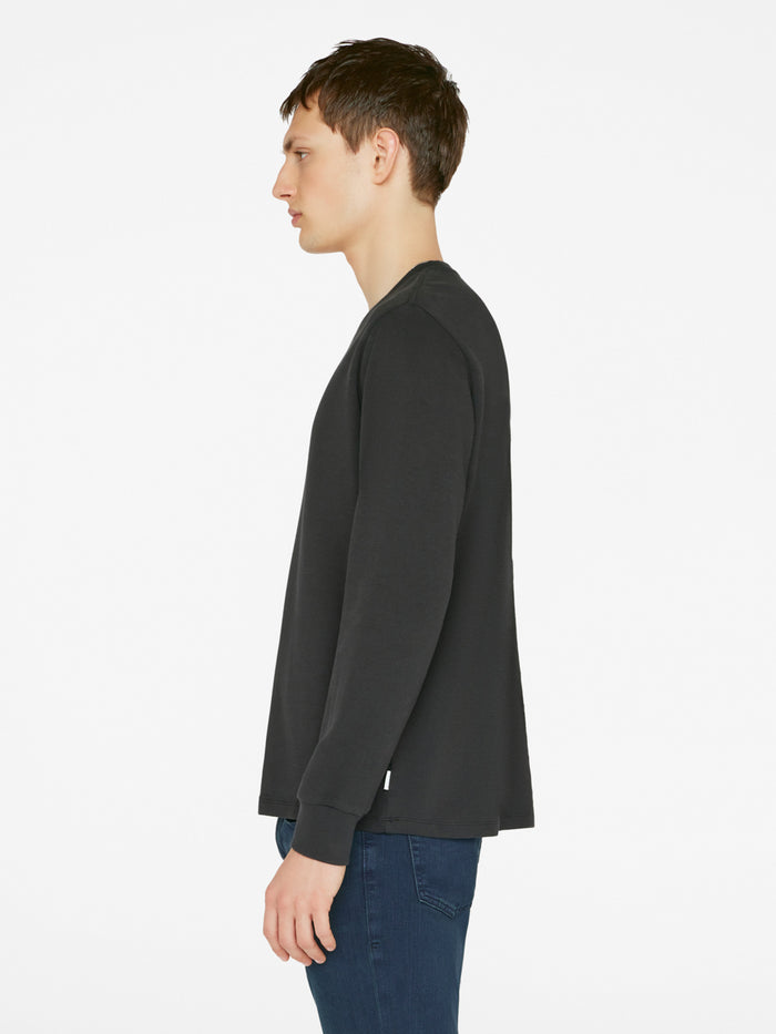 crew side view alt:fit1