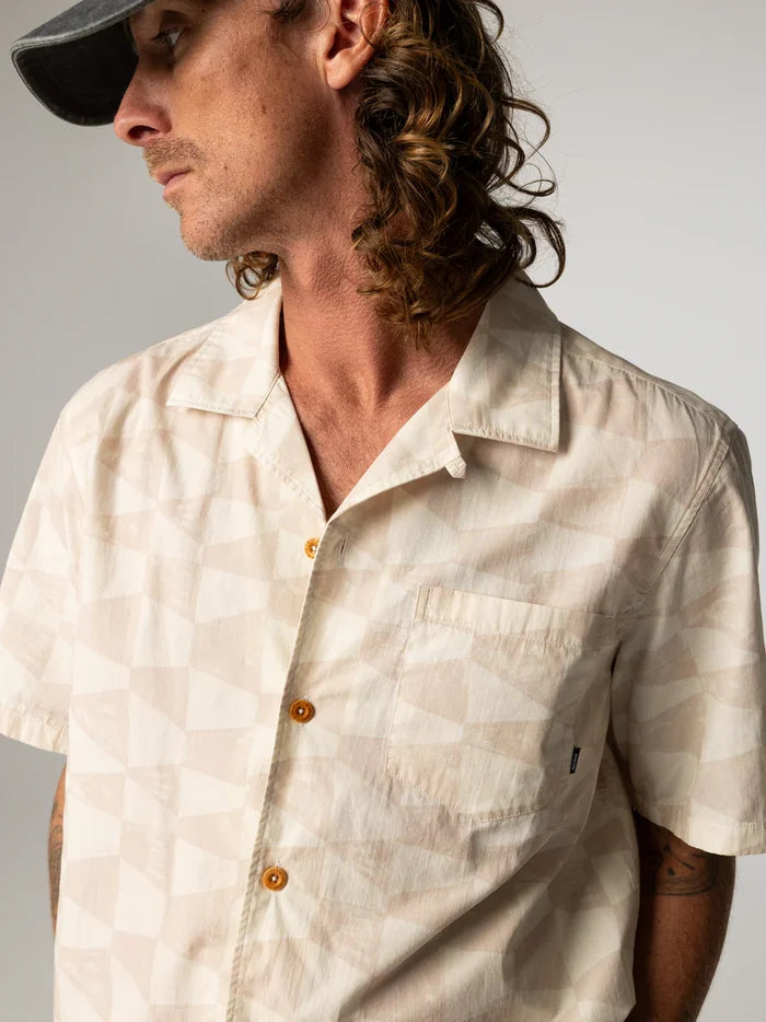 Finisterre Men's Dylan Printed Shirt
