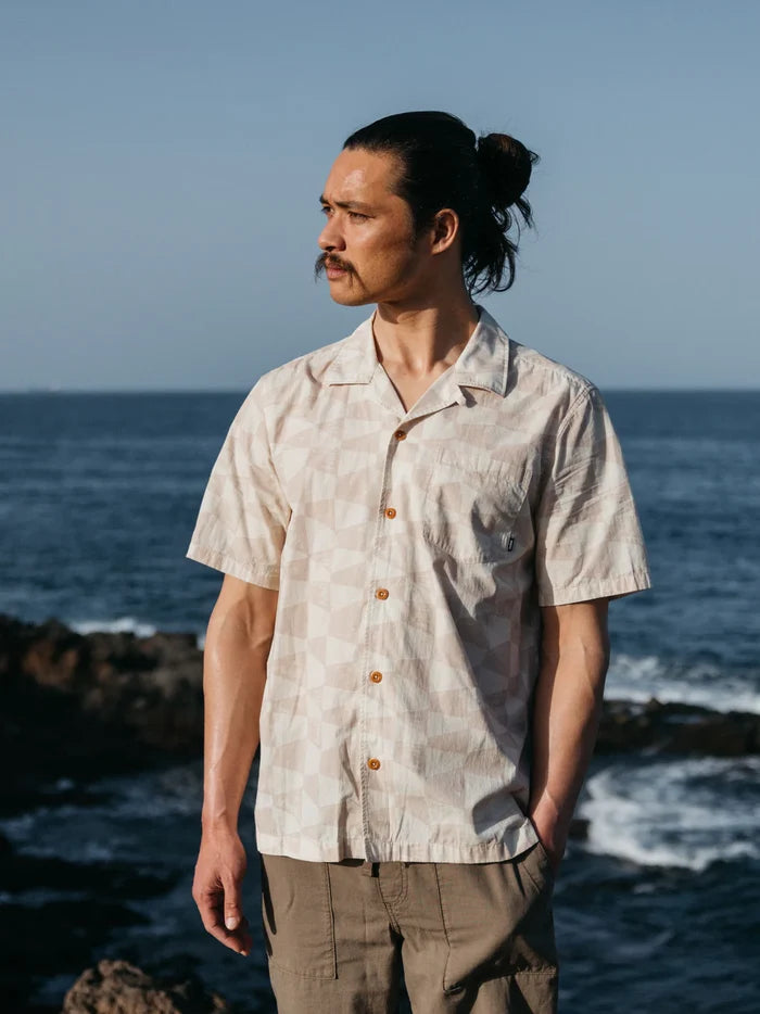 Finisterre Men's Dylan Printed Shirt