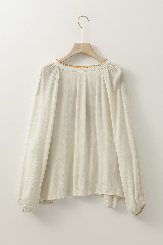 FLORAL EMBROIDERED CRINKLE BLOUSE