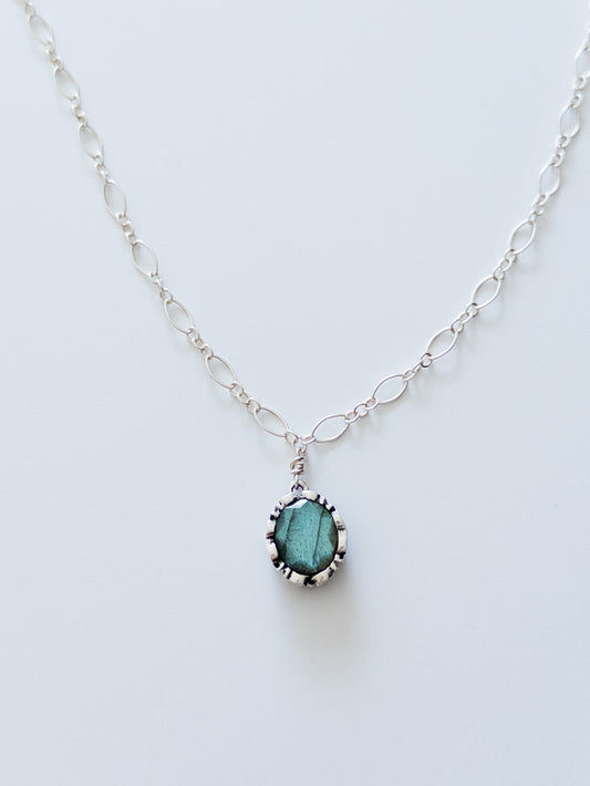 Georgina nh necklace in labradorite