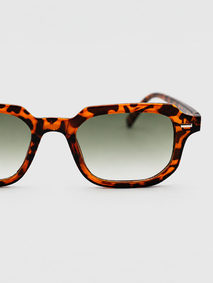 sunglasses / Green Lior Turtoise Sunglasses