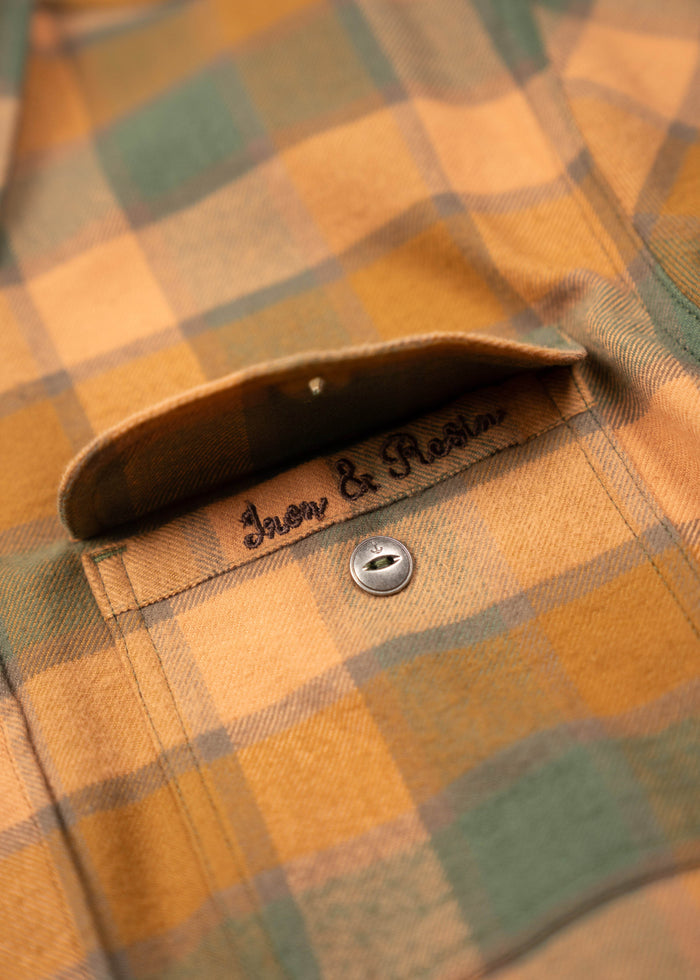 Greyson Flannel - Iron & Resin