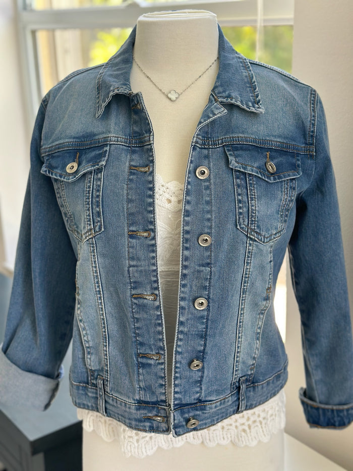 Harmony jacket styled on mannequin