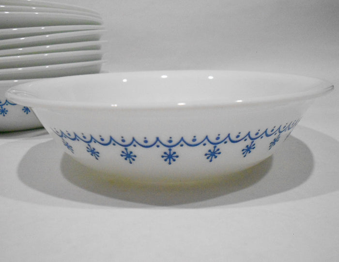 ❤️ HTF 1 CORELLE SNOWFLAKE BLUE 10-oz DESSERT BOWL 5 3/8" Sauce Fruit Garland