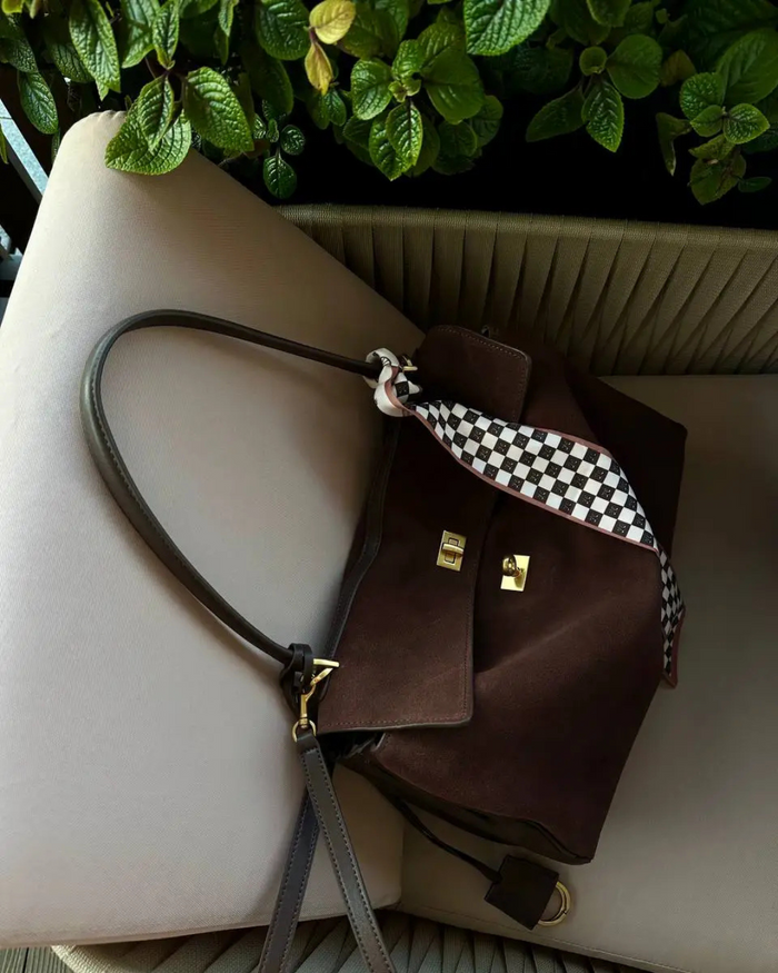 La Dame Sac - Suede Flap Bag