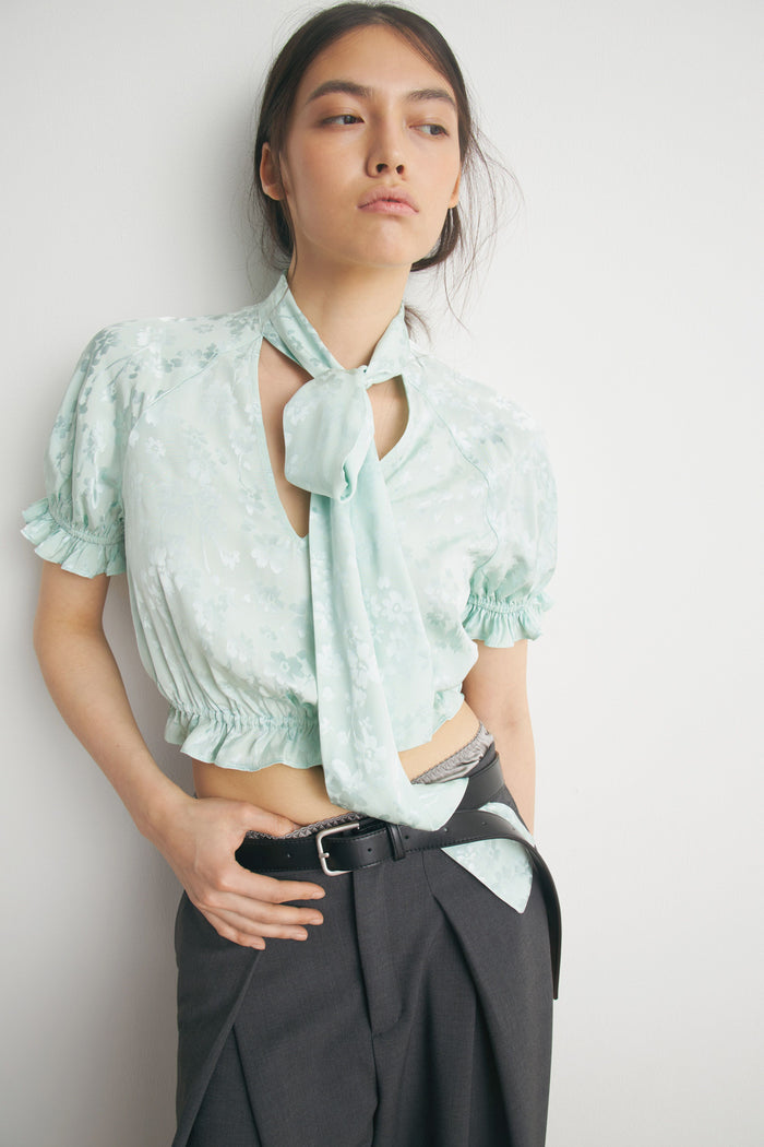 LIGHT GREEN