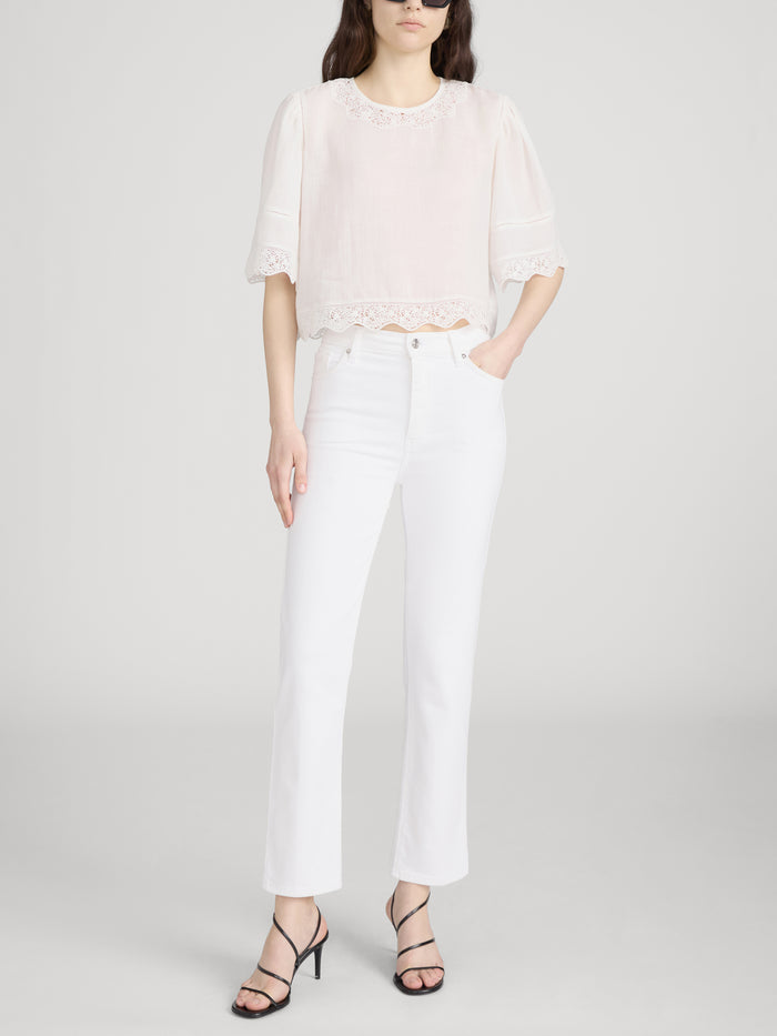 Jean on model Front