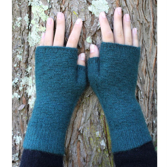 Fingerless gloves in colour Tasman