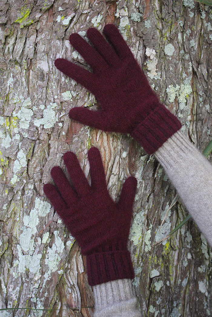 Lothlorian - Turn Back Glove (9730)Pinot