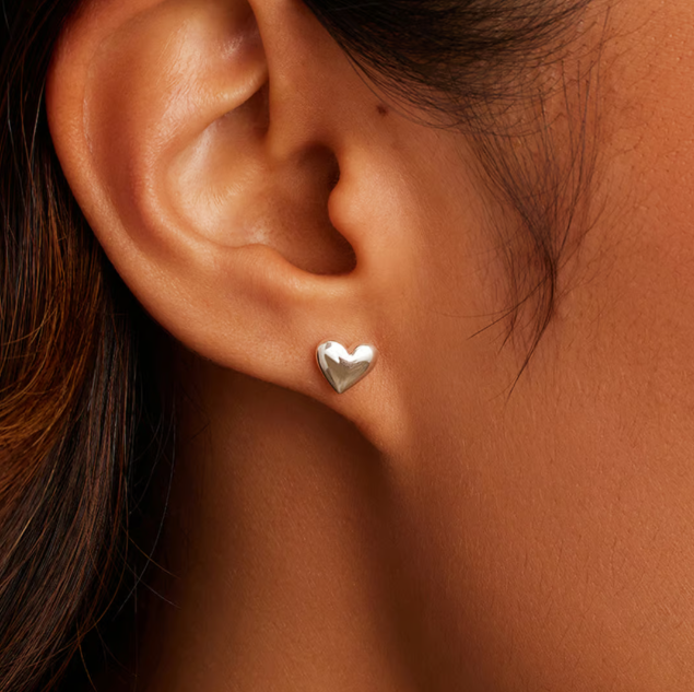 Lou Heart Studs - Silver