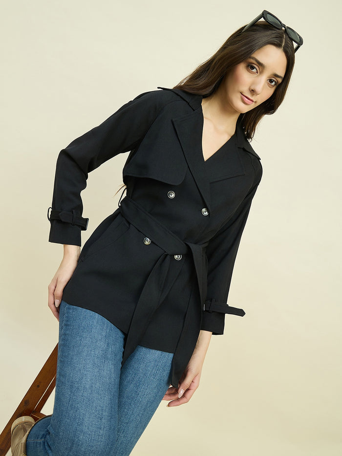 Madame Black Shrug