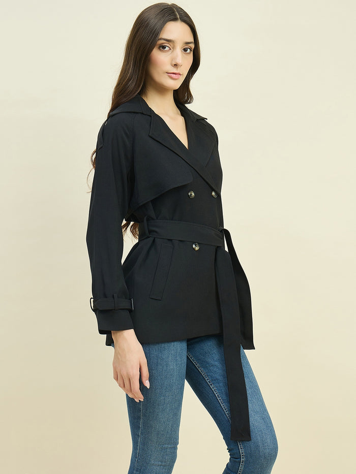 Madame Black Shrug