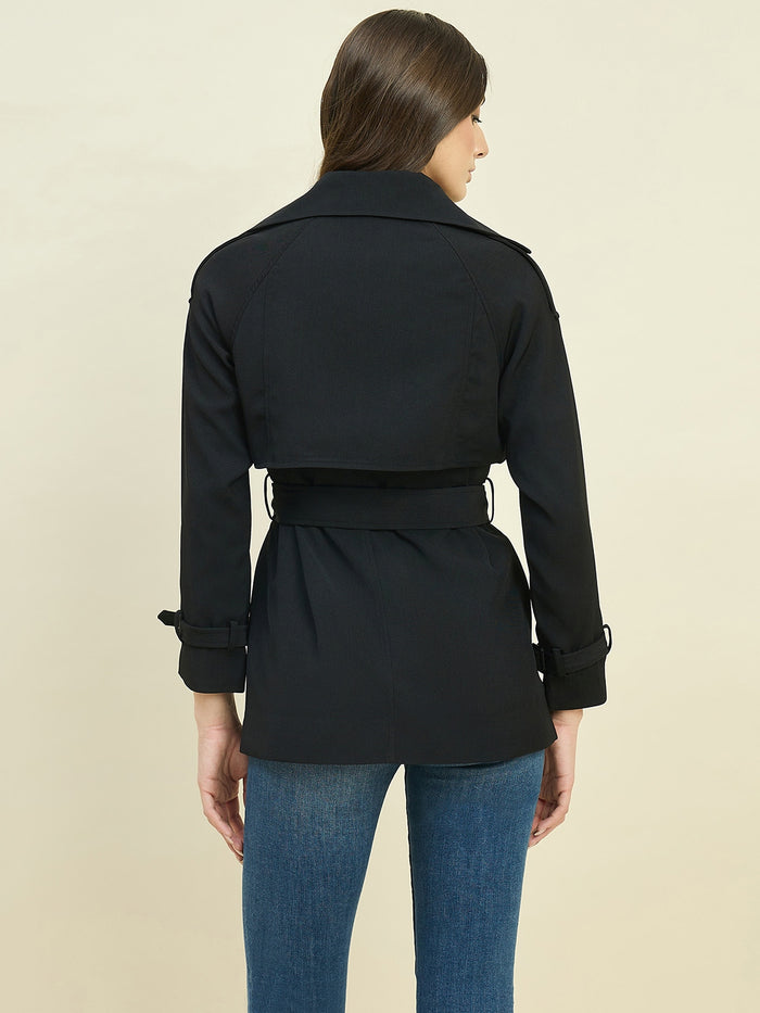 Madame Black Shrug