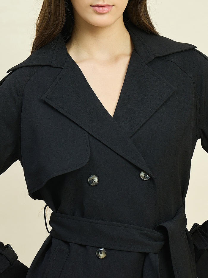 Madame Black Shrug