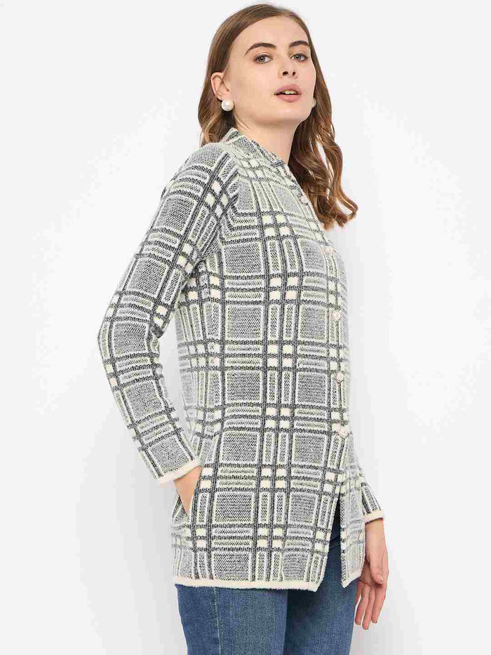 Madame Plaid Pattern Buttoned Black Cardigan