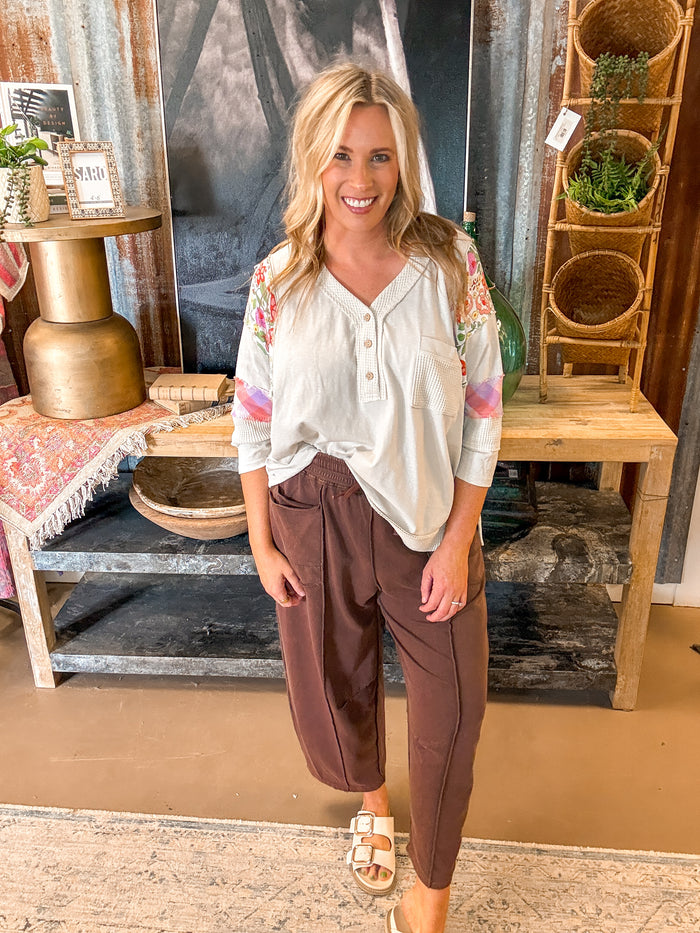MADDIE MINERAL WASH BARREL PANTS, CHOCOLATE