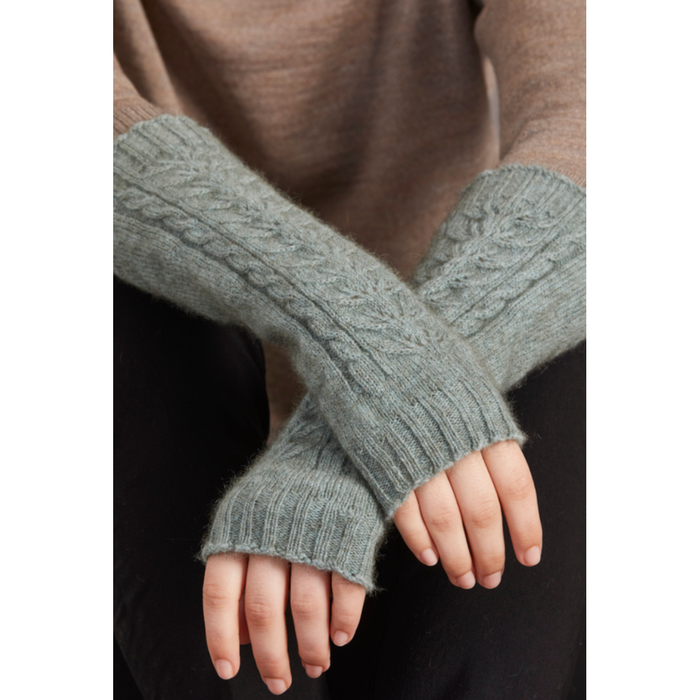 McDonald - Merino & Possum Cable Glovelets (622)Mint