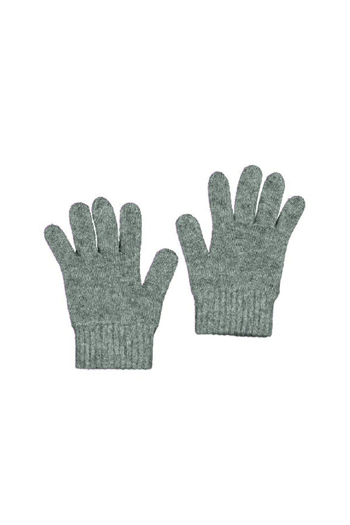 Possum and merino gloves in colour Mint