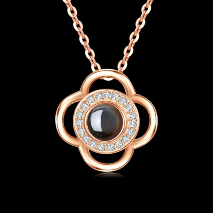 Luxury Clover Heart Necklace – Gold