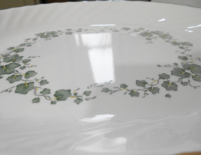 ❤️ NEW Corelle CALLAWAY Ivy Oblong SERVING PLATTER 12x10 Embossed Swirls GREEN