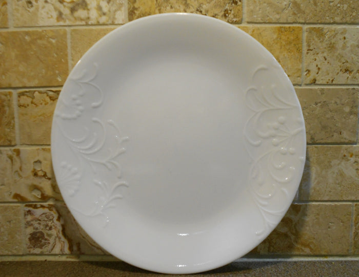 ❤️ NEW Corelle MADELINE / CHERISH Round 8.5" LUNCH PLATE White Embossed Floral
