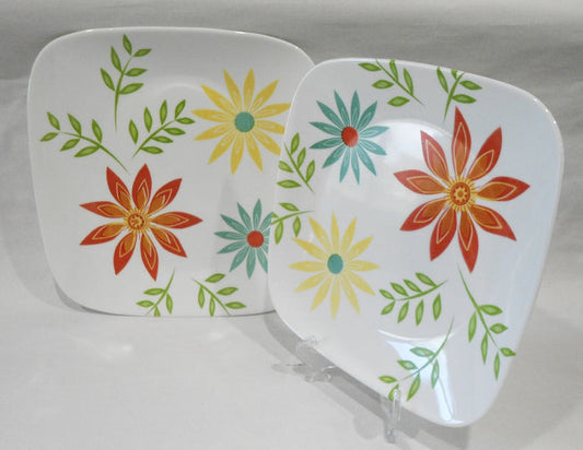 ❤️ NEW Corelle Square HAPPY DAYS Choose DINNER or LUNCH PLATE Retro Flower Power