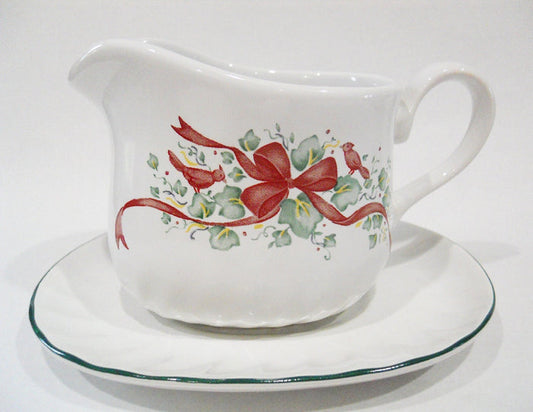❤️ NRM Corelle CALLAWAY Ribbons HOLIDAY Christmas GRAVY BOAT & UNDERPLATE Stoneware