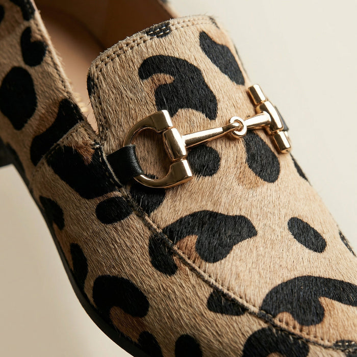 OLIVIANORA | COMFORT LOAFERS