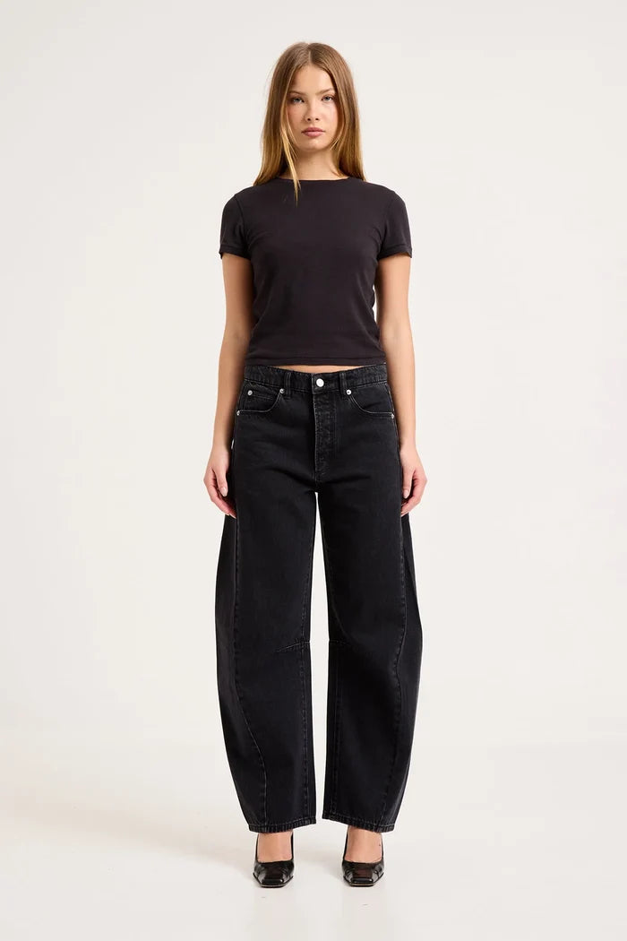 Rolla's Arc Barrel Jean - Mercer Black