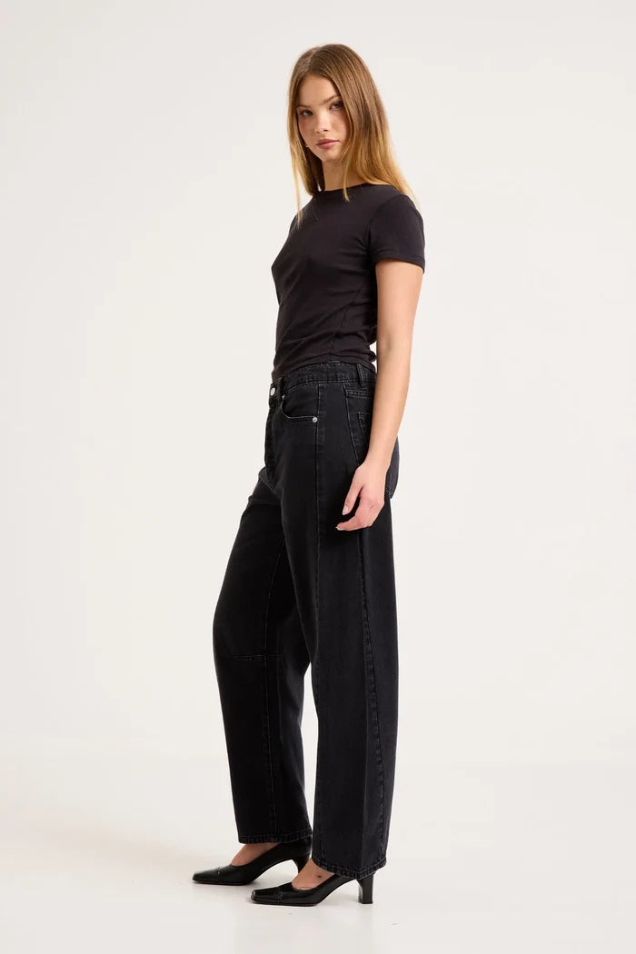 Rolla's Arc Barrel Jean - Mercer Black