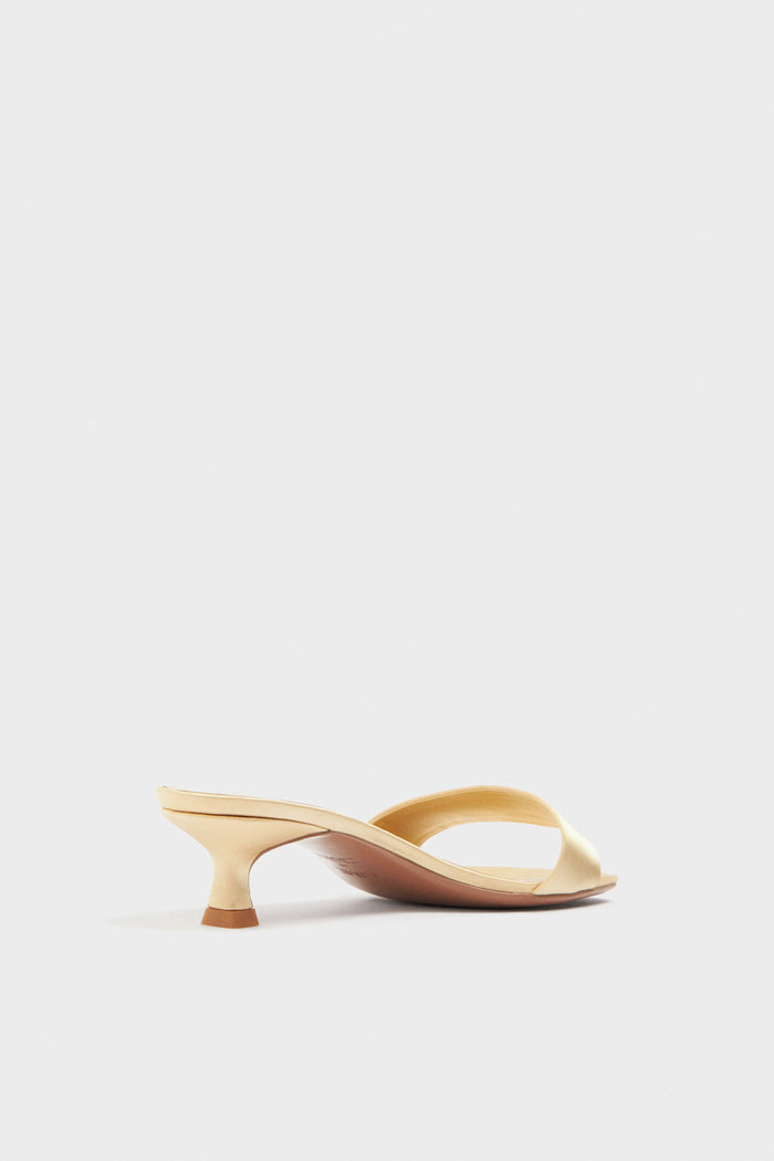 LIGHT YELLOW