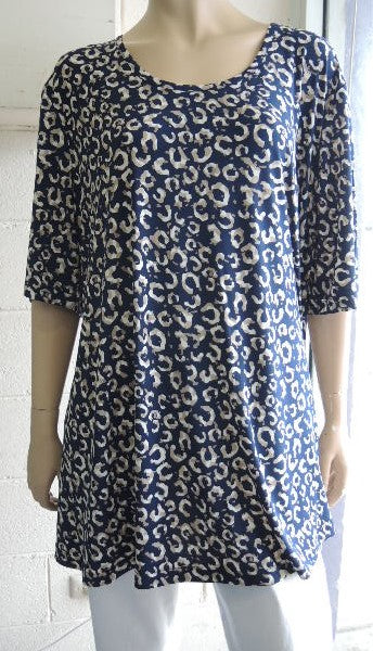 Shelz Flattering Stretch Swing Top