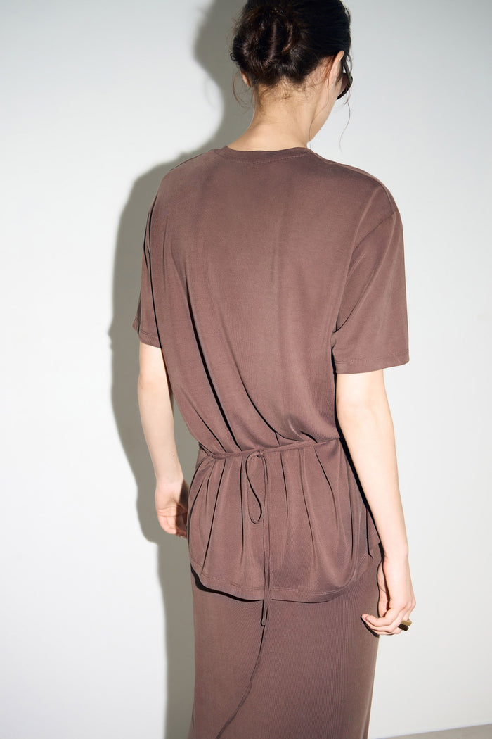 DARK BROWN