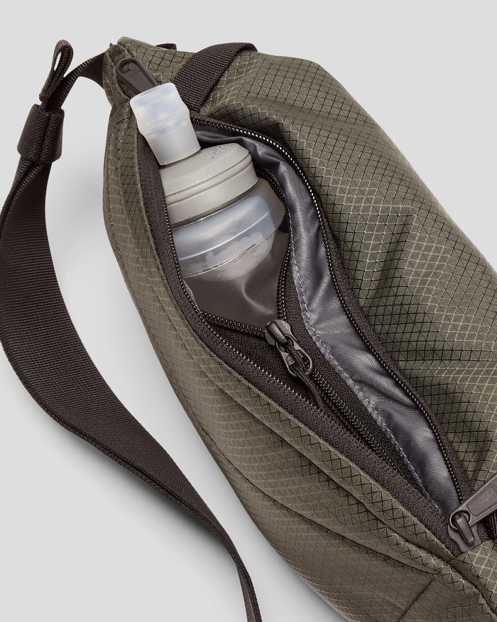 b1171_586_valorous_cross_body_f_1743630813000