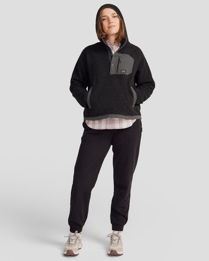 b0923_o4w_co_z_high_pile_womens_hooded_pullover_v2_black_m_b_1745458729000