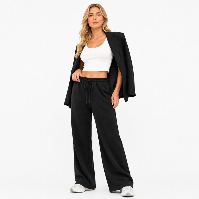 Loose fit drawstring trousers for women in smooth polyester fabric, styled for office days, weekend plans and relaxed outfits