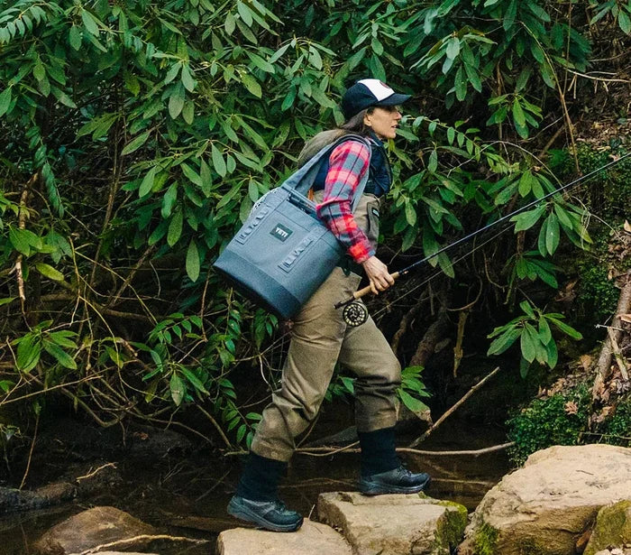 YETI CAMINO® CARRYALL 20
