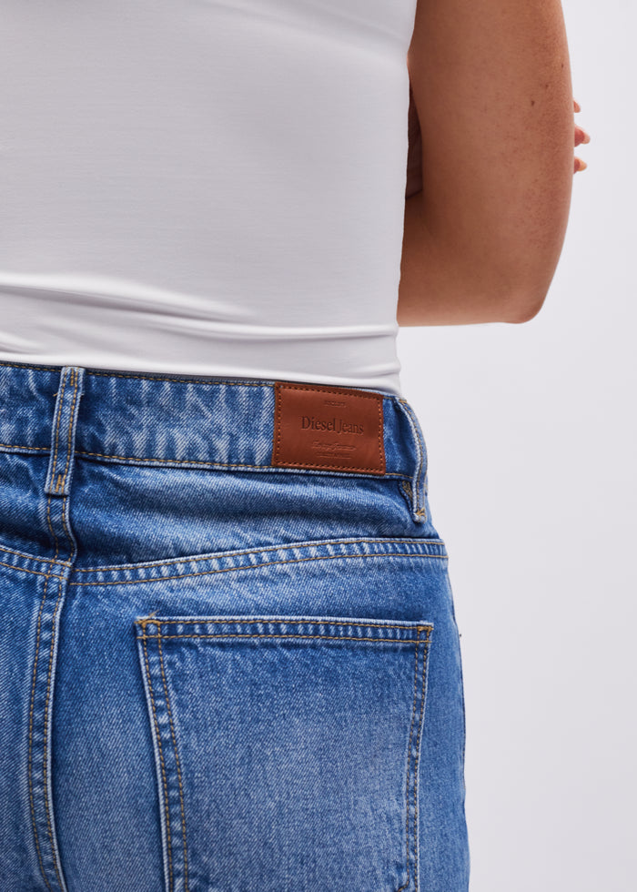 Yvette Barrel Fit Blue